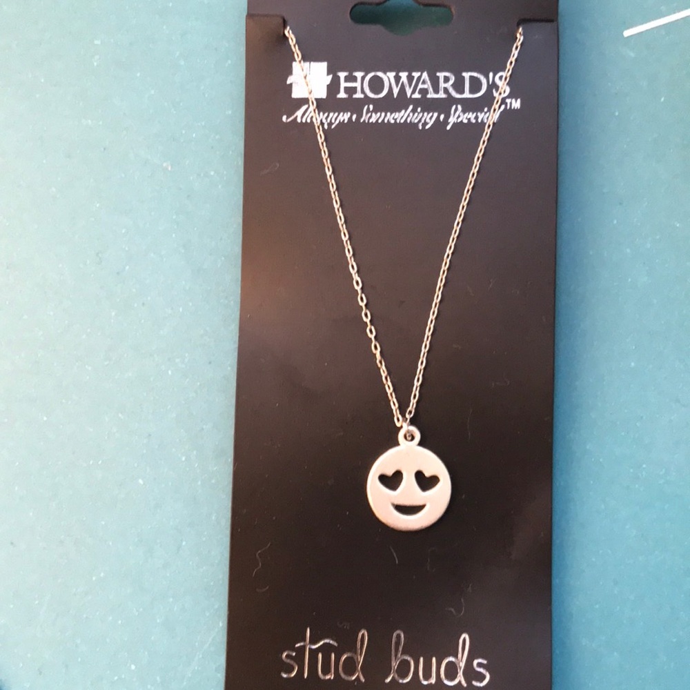 Emoji Heart Eye Necklace